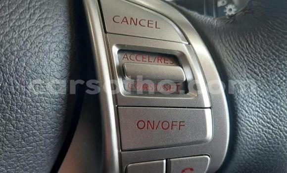 Acheter Occasion Voiture Nissan Navara Blanc à Maseru, Maseru Acheter Occasion Voiture Nissan Navara Blanc à Maseru, Maseru