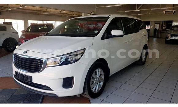 Acheter Occasion Voiture Kia Sedona Blanc à Maseru, Maseru Acheter Occasion Voiture Kia Sedona Blanc à Maseru, Maseru