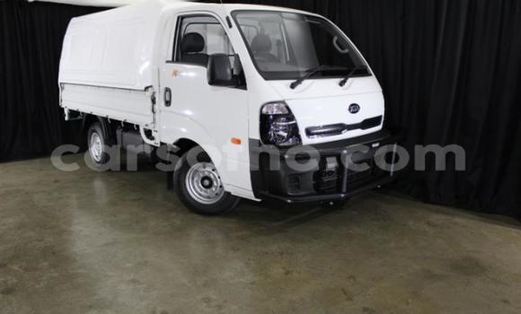 Acheter Occasion Voiture Kia K7 Blanc à Maseru, Maseru Acheter Occasion Voiture Kia K7 Blanc à Maseru, Maseru