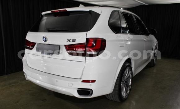 Acheter Occasion Voiture BMW X5 Blanc à Maseru, Maseru Acheter Occasion Voiture BMW X5 Blanc à Maseru, Maseru