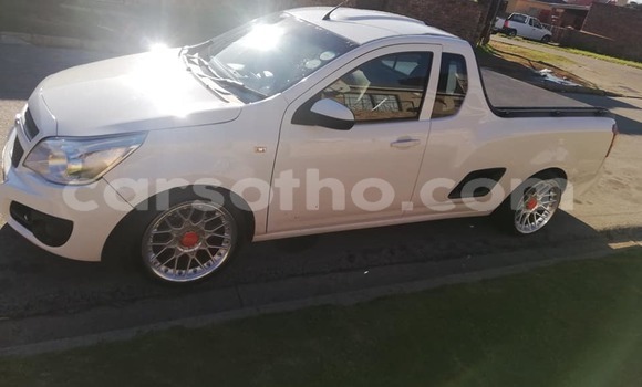 اشتري مستعمل Opel Corsa White سيارة في Hlotse في Leribe اشتري مستعمل Opel Corsa White سيارة في Hlotse في Leribe