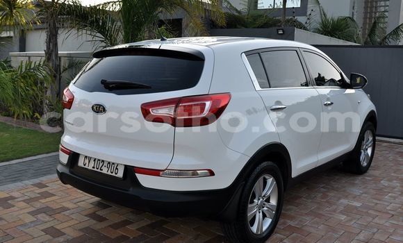 Sayi Na hannu Kia Sportage White Mota in Hlotse a Leribe Sayi Na hannu Kia Sportage White Mota in Hlotse a Leribe