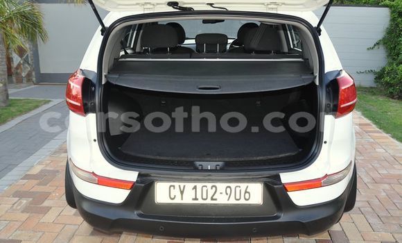 Sayi Na hannu Kia Sportage White Mota in Hlotse a Leribe Sayi Na hannu Kia Sportage White Mota in Hlotse a Leribe