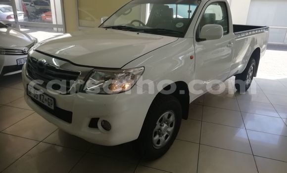 Buy Used Toyota Hilux White Car in Maseru in Maseru Buy Used Toyota Hilux White Car in Maseru in Maseru