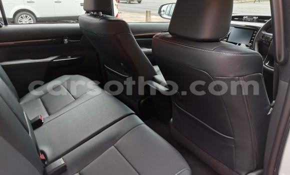 Acheter Occasion Voiture Toyota Hilux Blanc à Maseru, Maseru Acheter Occasion Voiture Toyota Hilux Blanc à Maseru, Maseru