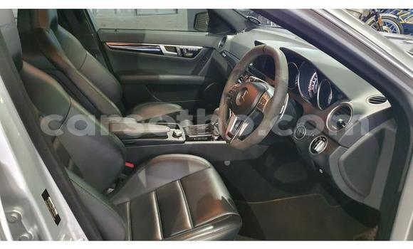 اشتري مستعمل Mercedes-Benz C–Class Silver سيارة في Maseru في Maseru اشتري مستعمل Mercedes-Benz C–Class Silver سيارة في Maseru في Maseru