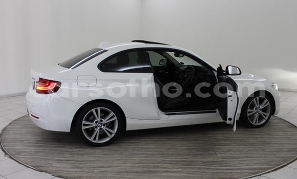 Sayi Na hannu BMW 1–Series White Mota in Maseru a Maseru Sayi Na hannu BMW 1–Series White Mota in Maseru a Maseru