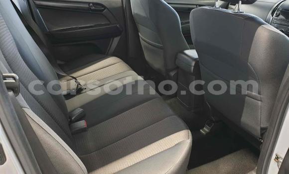 Acheter Occasion Voiture Isuzu KB Gris à Maseru, Maseru Acheter Occasion Voiture Isuzu KB Gris à Maseru, Maseru