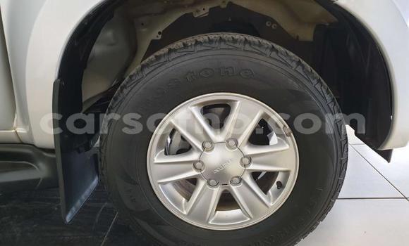 Acheter Occasion Voiture Isuzu KB Gris à Maseru, Maseru Acheter Occasion Voiture Isuzu KB Gris à Maseru, Maseru