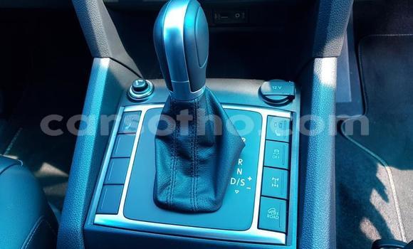 Buy Used Volkswagen Amarok Black Car in Maseru in Maseru Buy Used Volkswagen Amarok Black Car in Maseru in Maseru