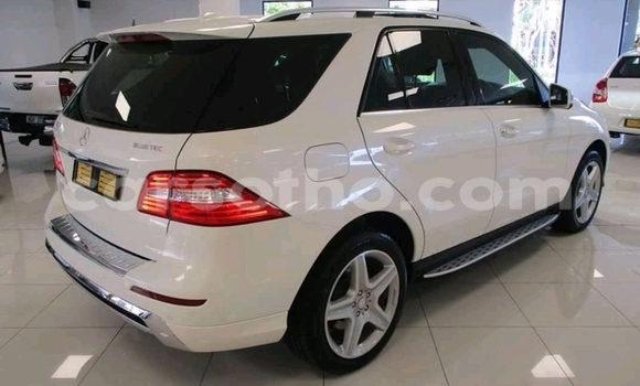 اشتري مستعمل Mercedes-Benz ML–Class White سيارة في Maseru في Maseru اشتري مستعمل Mercedes-Benz ML–Class White سيارة في Maseru في Maseru