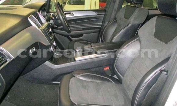 اشتري مستعمل Mercedes-Benz ML–Class White سيارة في Maseru في Maseru اشتري مستعمل Mercedes-Benz ML–Class White سيارة في Maseru في Maseru