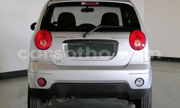 اشتري مستعمل Chevrolet Spark Silver سيارة في Maseru في Maseru اشتري مستعمل Chevrolet Spark Silver سيارة في Maseru في Maseru