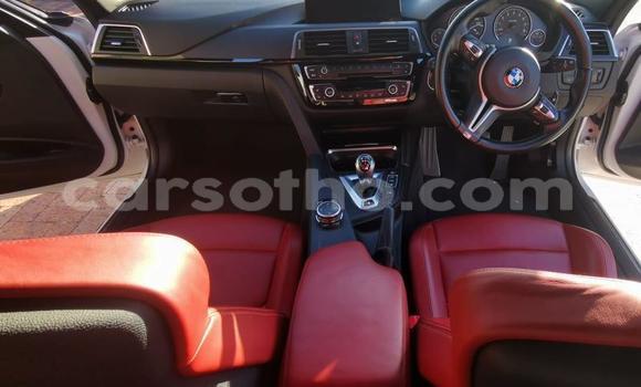 Acheter Occasion Voiture BMW M3 Blanc à Maseru, Maseru Acheter Occasion Voiture BMW M3 Blanc à Maseru, Maseru