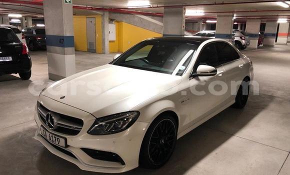 Acheter Occasion Voiture Mercedes-Benz C–Class Blanc à Maseru, Maseru Acheter Occasion Voiture Mercedes-Benz C–Class Blanc à Maseru, Maseru