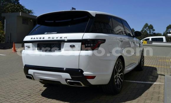 Acheter Occasion Voiture Land Rover Range Rover Blanc à Maseru, Maseru Acheter Occasion Voiture Land Rover Range Rover Blanc à Maseru, Maseru
