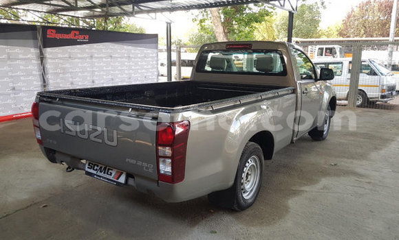 Buy Used Isuzu KB Beige Car in Butha–Buthe in Thaba-Tseka Buy Used Isuzu KB Beige Car in Butha–Buthe in Thaba-Tseka
