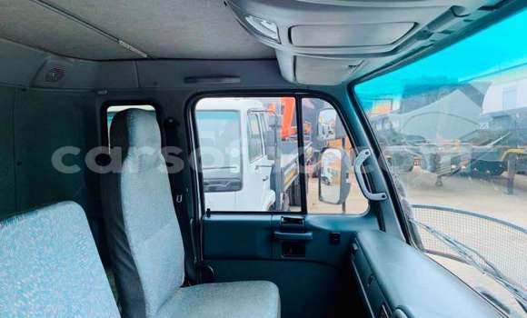 اشتري مستعمل Nissan Hardbody White سيارة في Mafeteng في Mafeteng اشتري مستعمل Nissan Hardbody White سيارة في Mafeteng في Mafeteng