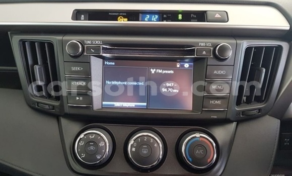 Acheter Occasion Voiture Toyota RAV4 Blanc à Maseru, Maseru Acheter Occasion Voiture Toyota RAV4 Blanc à Maseru, Maseru