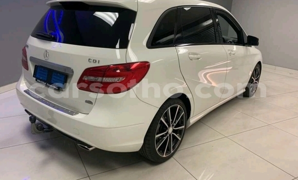 Buy Used Mercedes-Benz B-klasse White Car in Maseru in Maseru Buy Used Mercedes-Benz B-klasse White Car in Maseru in Maseru