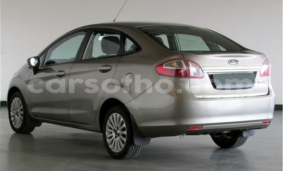 Acheter Occasion Voiture Ford Fiesta Beige à Maseru, Maseru Acheter Occasion Voiture Ford Fiesta Beige à Maseru, Maseru