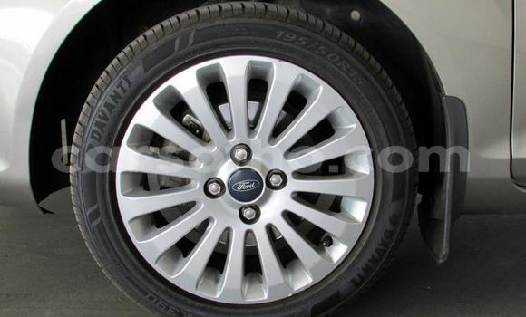 Acheter Occasion Voiture Ford Fiesta Beige à Maseru, Maseru Acheter Occasion Voiture Ford Fiesta Beige à Maseru, Maseru