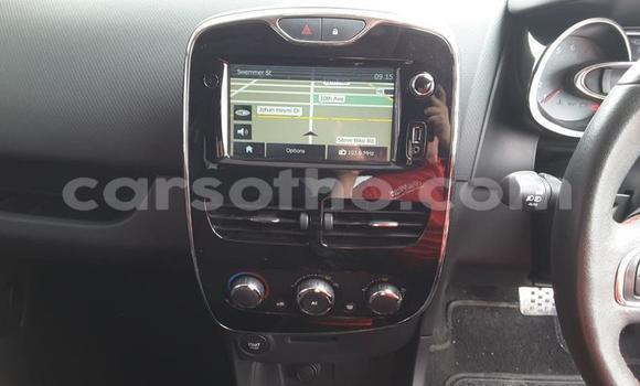 Sayi Na hannu Renault Clio RS Red Mota in Maseru a Maseru Sayi Na hannu Renault Clio RS Red Mota in Maseru a Maseru
