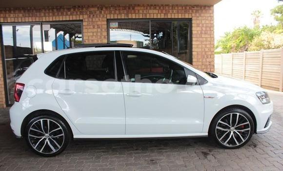 اشتري مستعمل Volkswagen Polo GTI White سيارة في Maseru في Maseru اشتري مستعمل Volkswagen Polo GTI White سيارة في Maseru في Maseru