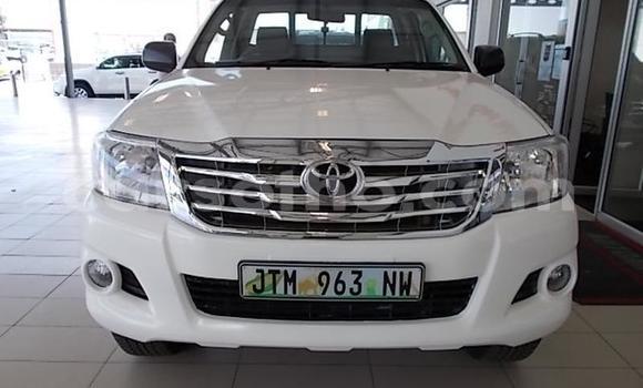 Acheter Occasion Voiture Toyota Hilux Blanc à Maseru, Maseru Acheter Occasion Voiture Toyota Hilux Blanc à Maseru, Maseru
