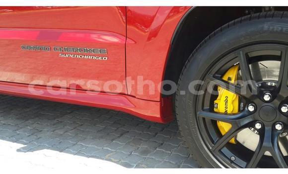 Sayi Na hannu Jeep Grand Cherokee Red Mota in Thaba–Tseka a Mafeteng Sayi Na hannu Jeep Grand Cherokee Red Mota in Thaba–Tseka a Mafeteng