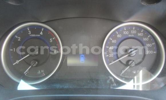 اشتري مستعمل Toyota Hilux White سيارة في Roma في Maseru اشتري مستعمل Toyota Hilux White سيارة في Roma في Maseru