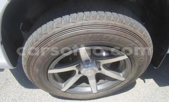 اشتري مستعمل Toyota Hilux White سيارة في Roma في Maseru اشتري مستعمل Toyota Hilux White سيارة في Roma في Maseru