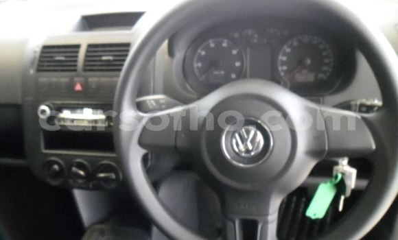 Sayi Na hannu Volkswagen Polo White Mota in Maseru a Maseru Sayi Na hannu Volkswagen Polo White Mota in Maseru a Maseru