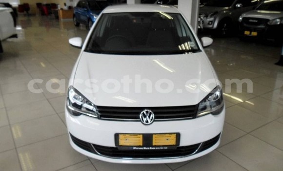 Sayi Na hannu Volkswagen Polo White Mota in Maseru a Maseru Sayi Na hannu Volkswagen Polo White Mota in Maseru a Maseru