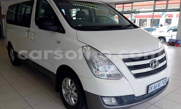 اشتري مستعمل Hyundai H1 White سيارة في Maseru في Maseru اشتري مستعمل Hyundai H1 White سيارة في Maseru في Maseru