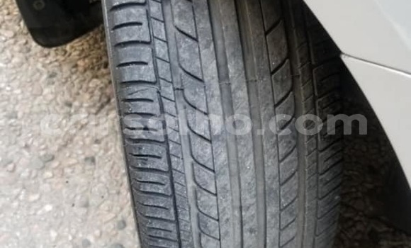 Sayi Na hannu Toyota Runx Silver Mota in Maseru a Maseru Sayi Na hannu Toyota Runx Silver Mota in Maseru a Maseru