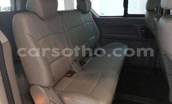 Acheter Occasion Voiture Hyundai H1 Blanc à Maseru, Maseru Acheter Occasion Voiture Hyundai H1 Blanc à Maseru, Maseru