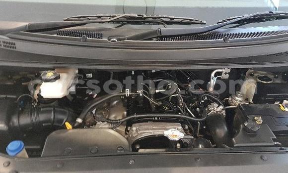 Acheter Occasion Voiture Hyundai H1 Blanc à Maseru, Maseru Acheter Occasion Voiture Hyundai H1 Blanc à Maseru, Maseru