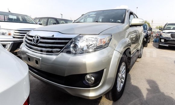 Sayi Imported Toyota Fortuner Other Mota in Import - Dubai a Maseru Sayi Imported Toyota Fortuner Other Mota in Import - Dubai a Maseru