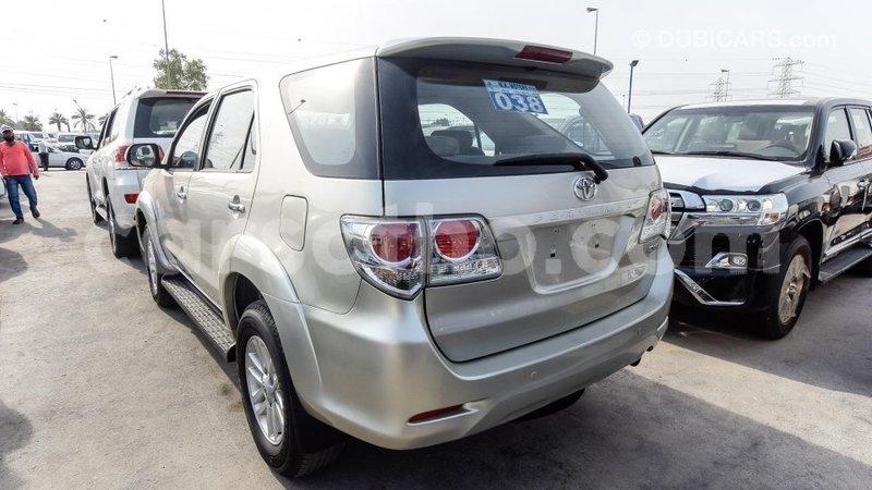 Big with watermark toyota fortuner maseru import dubai 14254