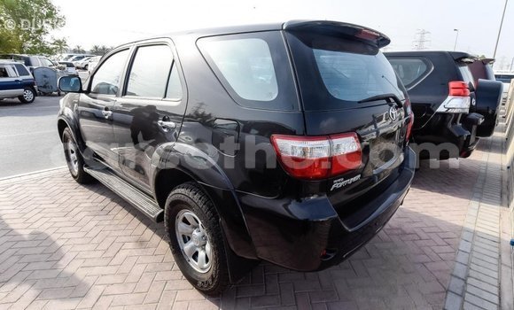اشتري Imported Toyota Fortuner Black سيارة في Import - Dubai في Maseru اشتري Imported Toyota Fortuner Black سيارة في Import - Dubai في Maseru