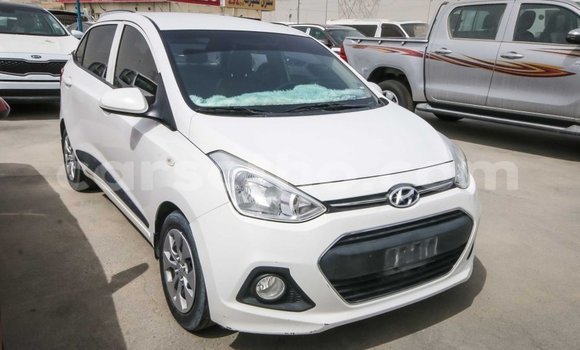 Sayi Imported Hyundai i10 White Mota in Import - Dubai a Maseru Sayi Imported Hyundai i10 White Mota in Import - Dubai a Maseru
