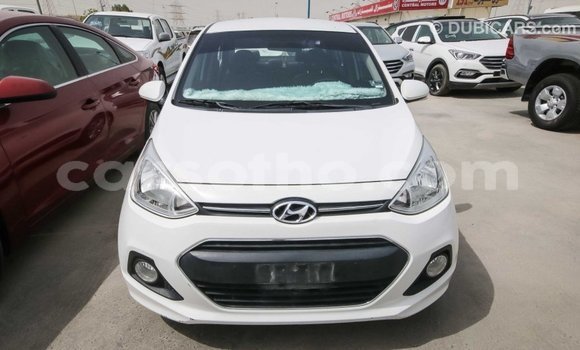 Sayi Imported Hyundai i10 White Mota in Import - Dubai a Maseru Sayi Imported Hyundai i10 White Mota in Import - Dubai a Maseru