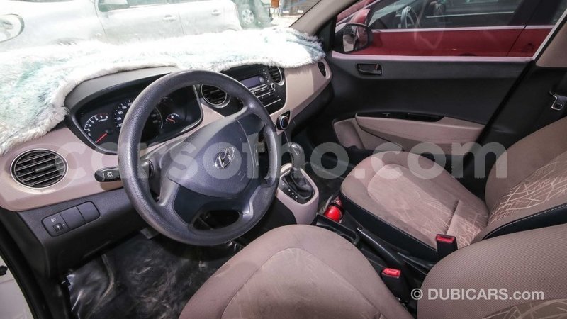 Big with watermark hyundai i10 maseru import dubai 14260