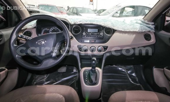 Sayi Imported Hyundai i10 White Mota in Import - Dubai a Maseru Sayi Imported Hyundai i10 White Mota in Import - Dubai a Maseru