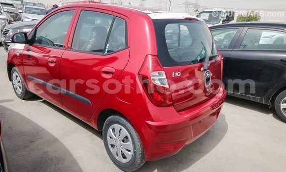 Sayi Imported Hyundai i10 Red Mota in Import - Dubai a Maseru Sayi Imported Hyundai i10 Red Mota in Import - Dubai a Maseru