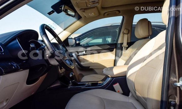 Sayi Imported Kia Sorento Brown Mota in Import - Dubai a Maseru Sayi Imported Kia Sorento Brown Mota in Import - Dubai a Maseru