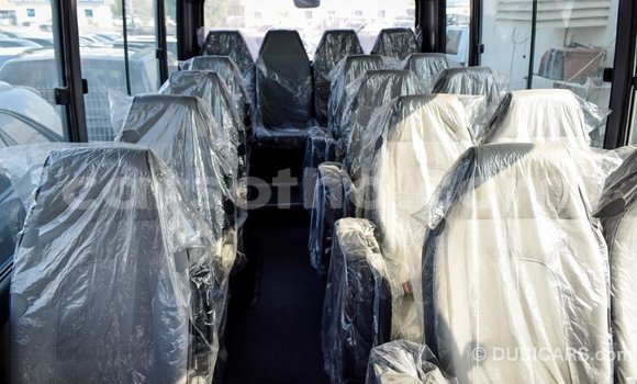 Sayi Imported Hyundai Accent Beige Mota in Import - Dubai a Maseru Sayi Imported Hyundai Accent Beige Mota in Import - Dubai a Maseru