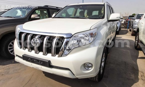Sayi Imported Toyota Prado White Mota in Import - Dubai a Maseru Sayi Imported Toyota Prado White Mota in Import - Dubai a Maseru