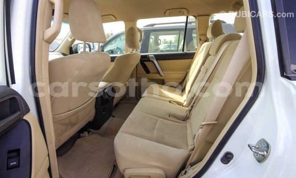 Sayi Imported Toyota Prado White Mota in Import - Dubai a Maseru Sayi Imported Toyota Prado White Mota in Import - Dubai a Maseru